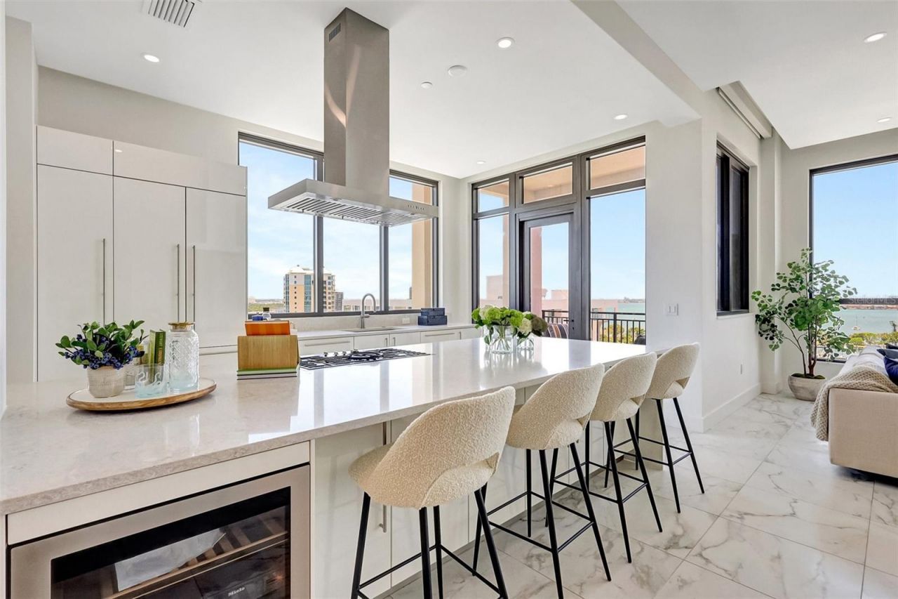 33 S Palm Avenue, Unit 1101, Sarasota, FL 34236 Photo