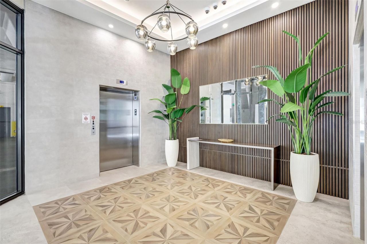 33 S Palm Avenue, Unit 1101, Sarasota, FL 34236 Photo