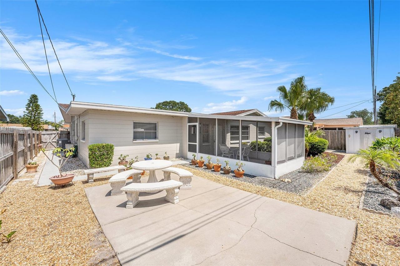 10400 112th Way, Largo, FL 33778 Photo