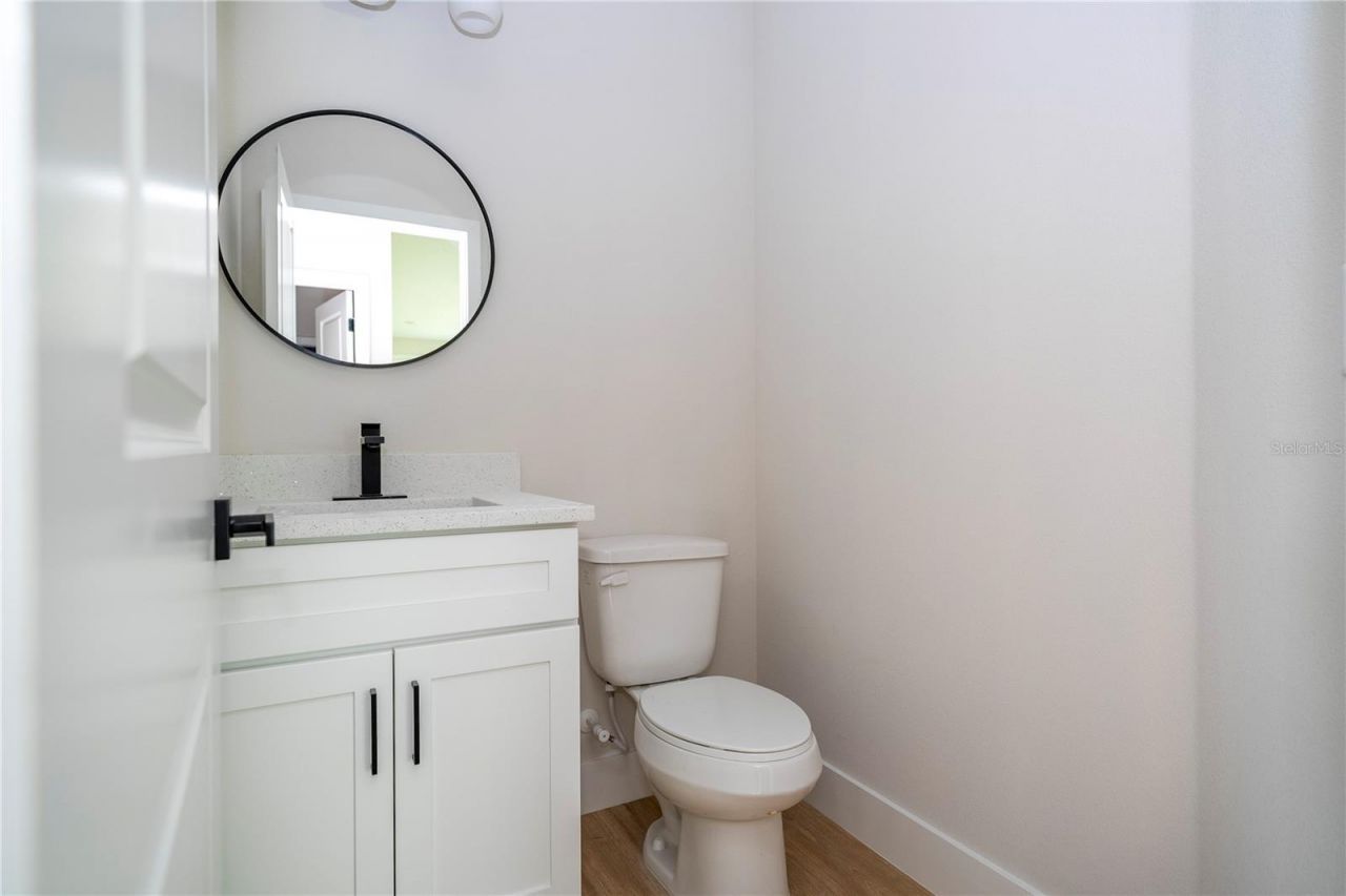 33 W 7th Street, Apopka, FL 32703 Photo