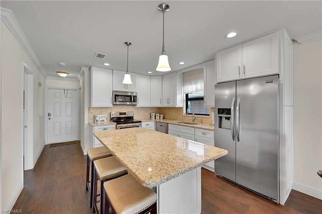 131 SW 47th Ter, Unit 201, Cape Coral, FL 33914 Photo