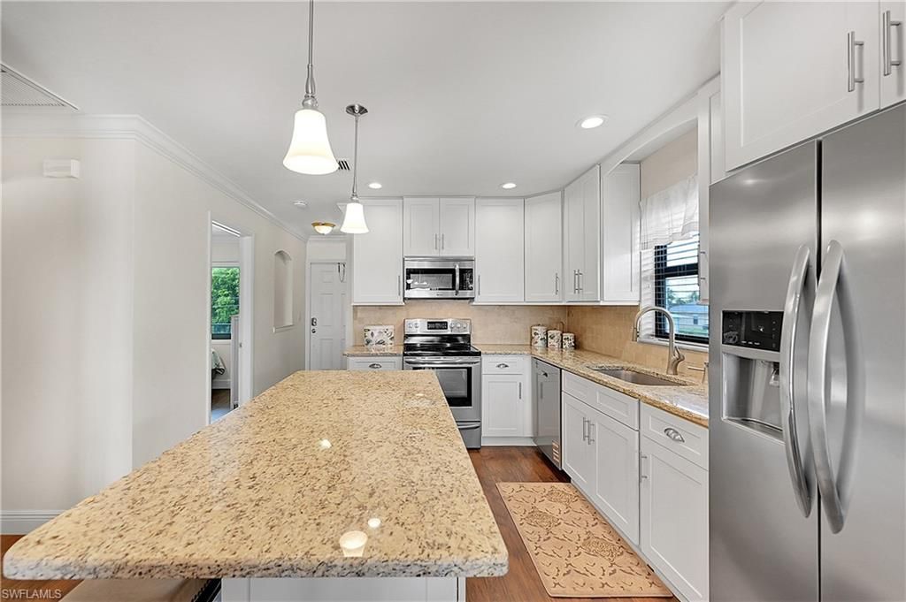 131 SW 47th Ter, Unit 201, Cape Coral, FL 33914 Photo