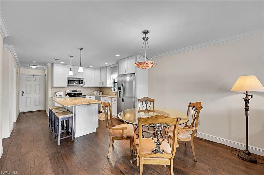 131 SW 47th Ter, Unit 201, Cape Coral, FL 33914 Photo