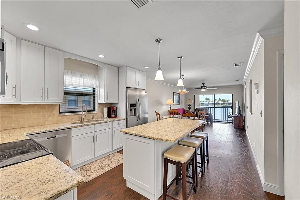 131 SW 47th Ter, Unit 201, Cape Coral, FL 33914 Photo