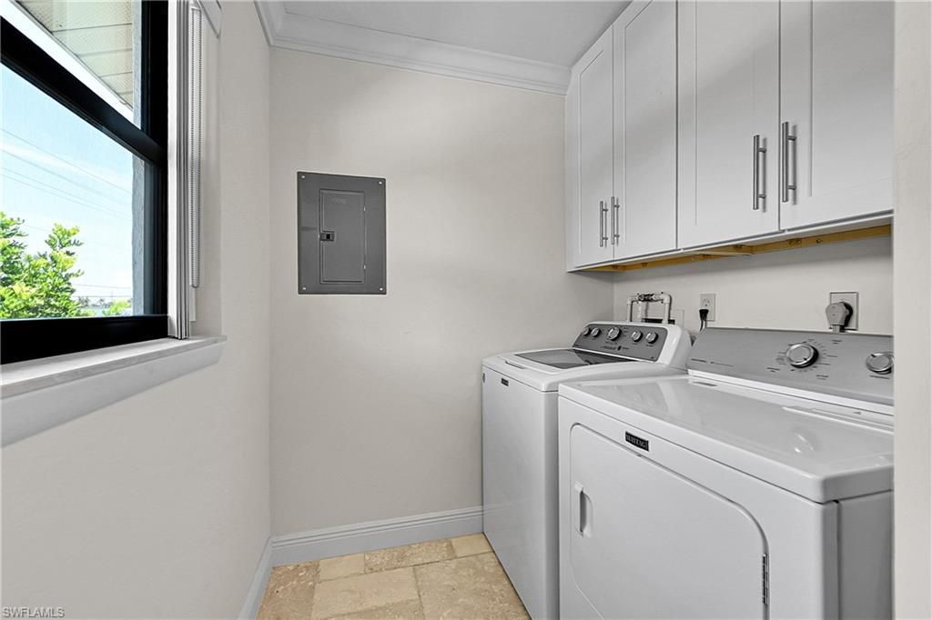 131 SW 47th Ter, Unit 201, Cape Coral, FL 33914 Photo