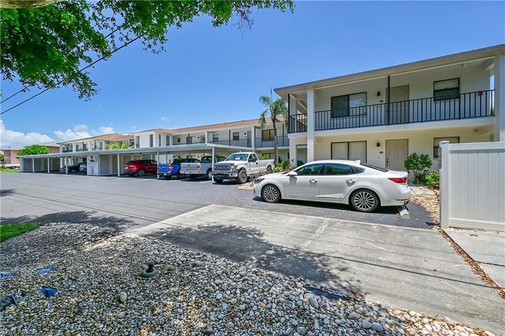 131 SW 47th Ter, Unit 201, Cape Coral, FL 33914 Photo