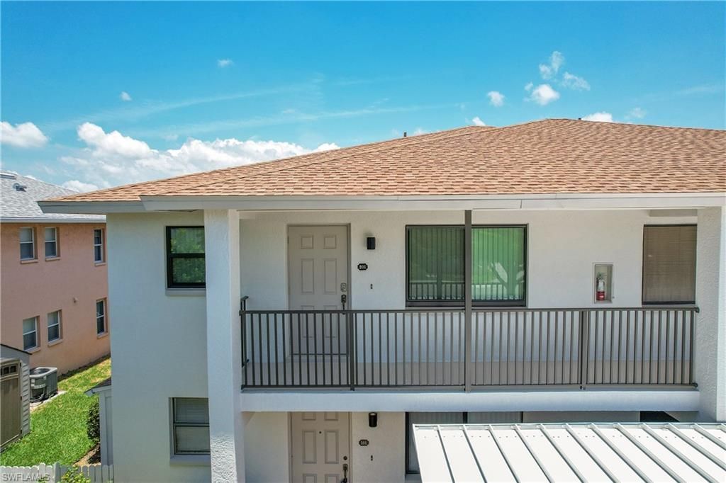 131 SW 47th Ter, Unit 201, Cape Coral, FL 33914 Photo