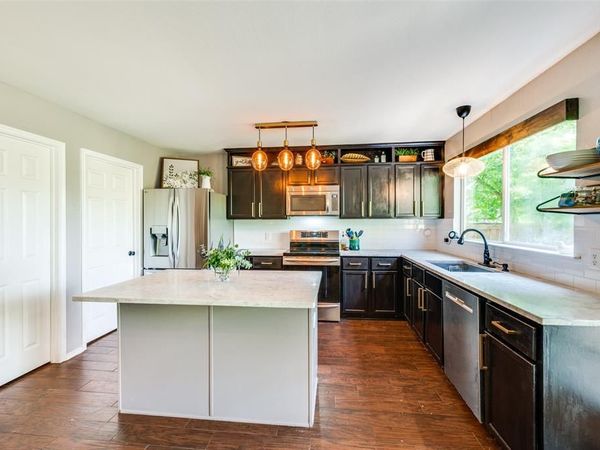 1405 Cardinal Way, Aubrey, TX 76227