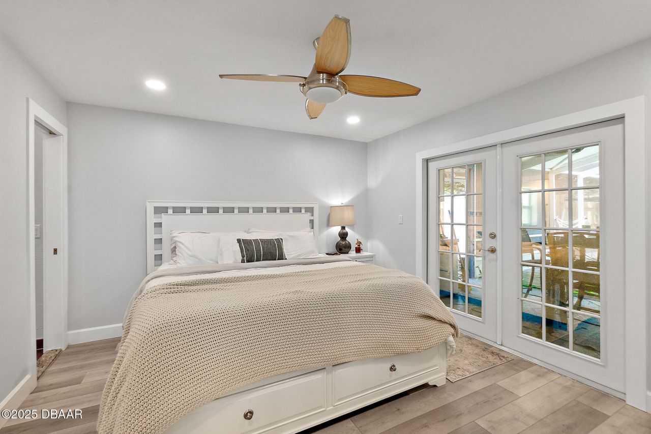 809 E 14th Avenue, New Smyrna Beach, FL 32169 Photo