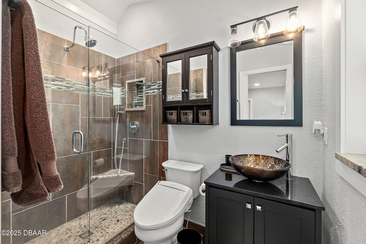 809 E 14th Avenue, New Smyrna Beach, FL 32169 Photo