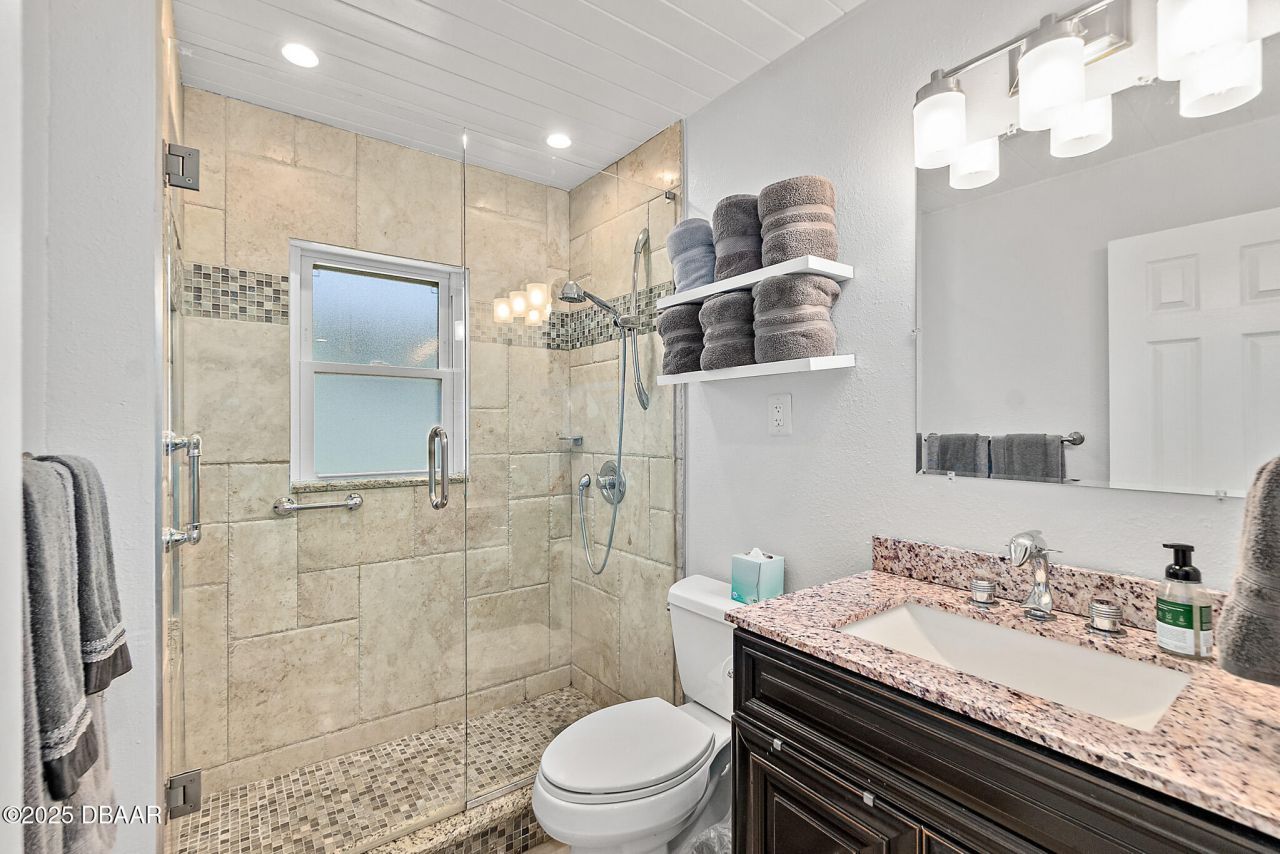 809 E 14th Avenue, New Smyrna Beach, FL 32169 Photo