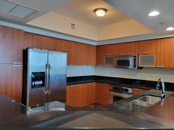 15051 Royal Oaks Lane, Unit 902, North Miami, FL 33181