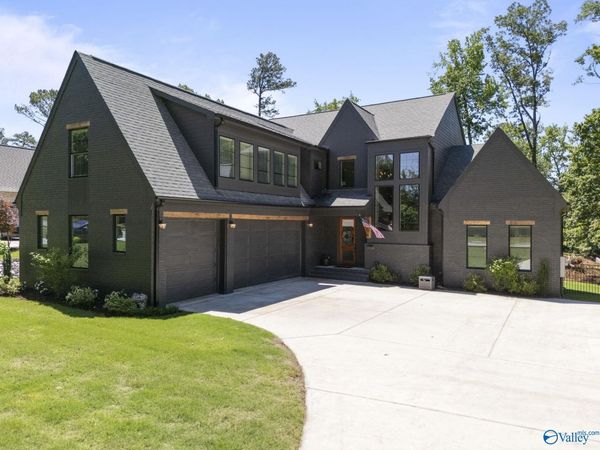 104 Bishop Bend Drive, Huntsville, AL 35806