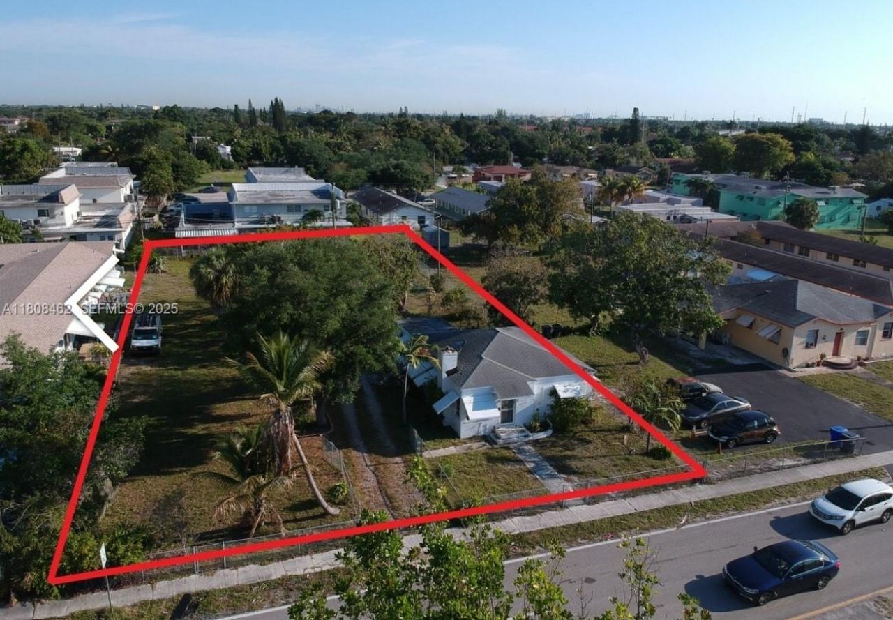 2455 Polk St, Hollywood, FL 33020 Photo