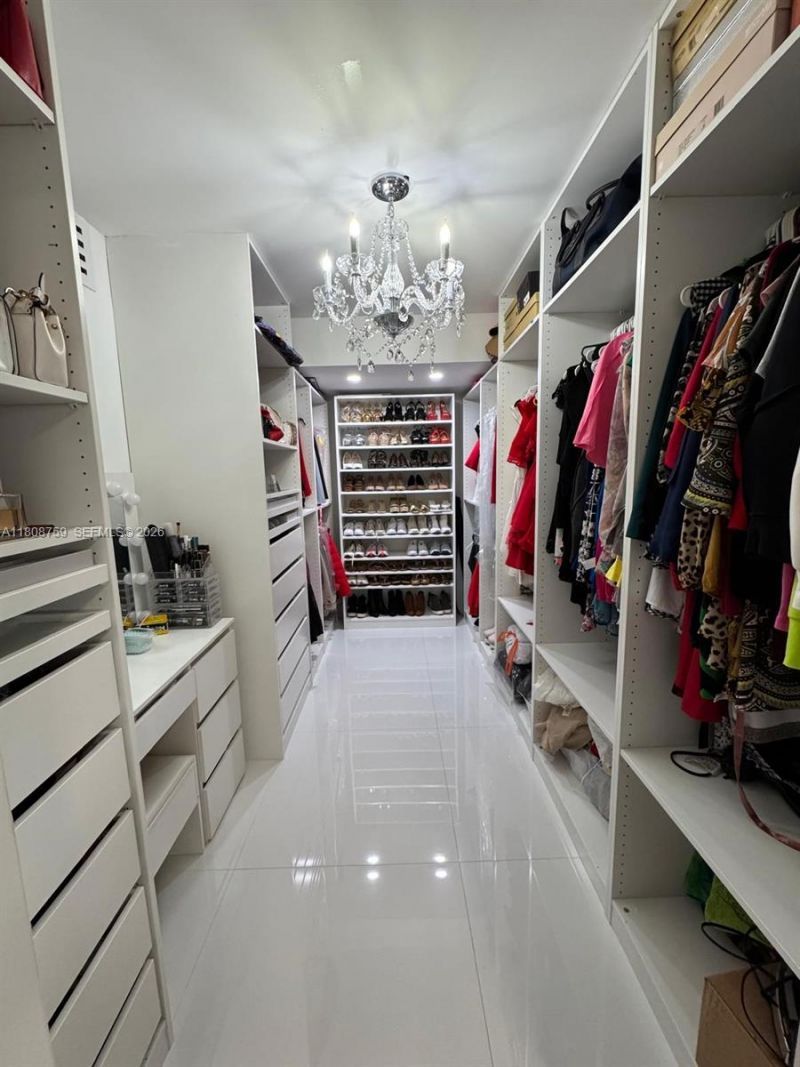 6423 Collins Ave, Unit 1001, Miami Beach, FL 33141 Photo