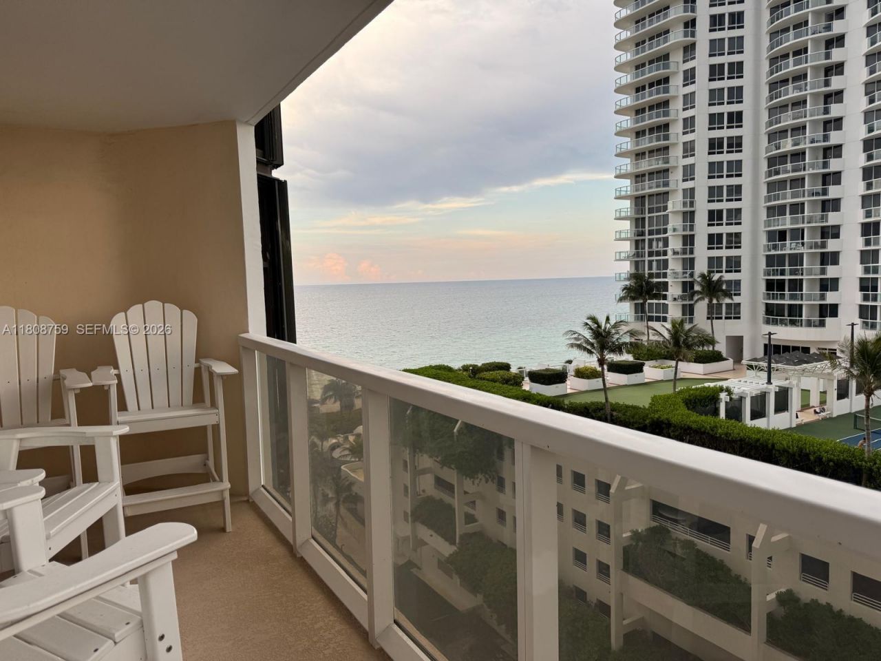 6423 Collins Ave, Unit 1001, Miami Beach, FL 33141 Photo