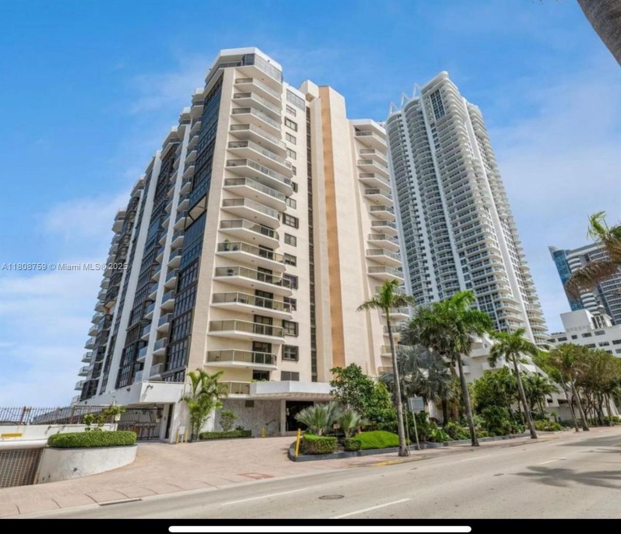 6423 Collins Ave, Unit 1001, Miami Beach, FL 33141 Photo
