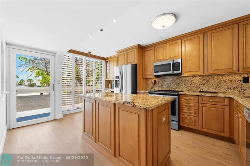 1100 SE 5th Court, Unit 33, Pompano Beach, FL 33060 Photo