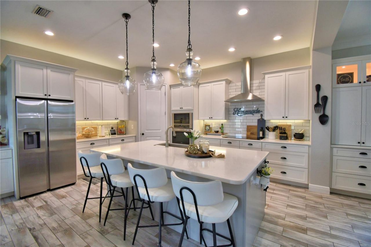 445 Waterfern Trail Drive, Auburndale, FL 33823 Photo