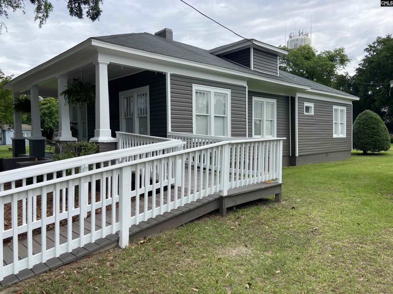 716 W Dekalb Street Photo 4