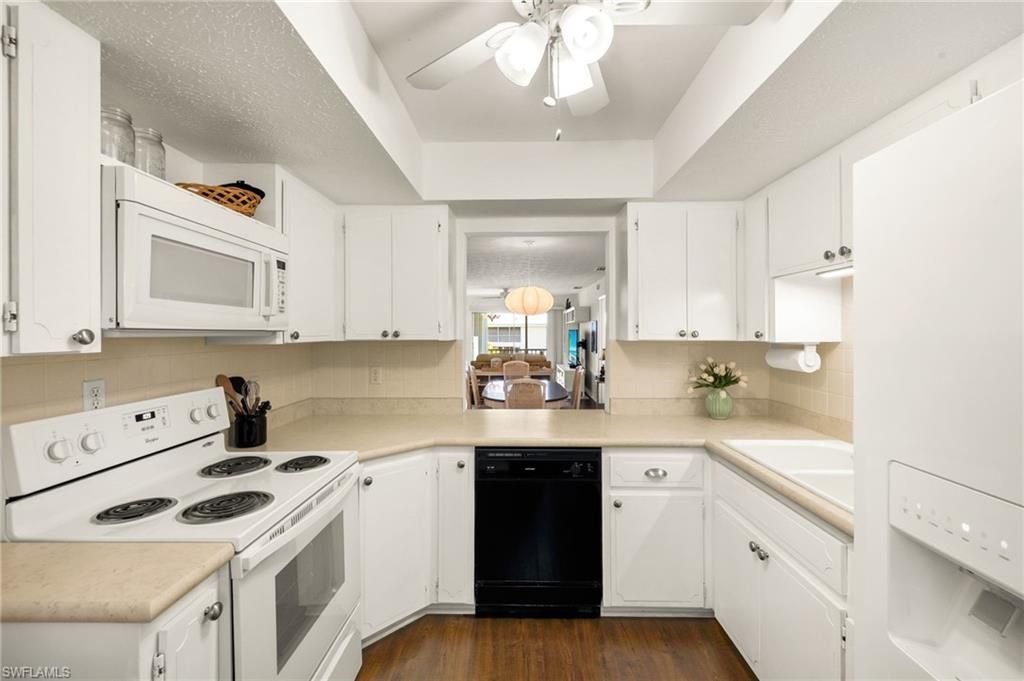 1345 SE 40th Ter, Unit 2D, Cape Coral, FL 33904 Photo