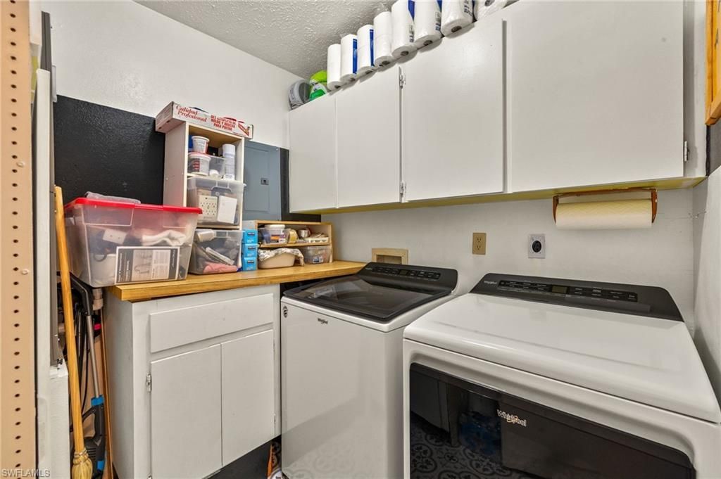 1345 SE 40th Ter, Unit 2D, Cape Coral, FL 33904 Photo