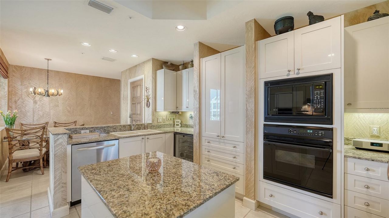 2185 Gulf Of Mexico Drive, Unit 243, Longboat Key, FL 34228 Photo