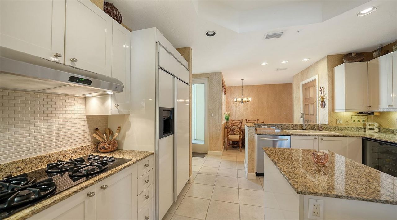 2185 Gulf Of Mexico Drive, Unit 243, Longboat Key, FL 34228 Photo