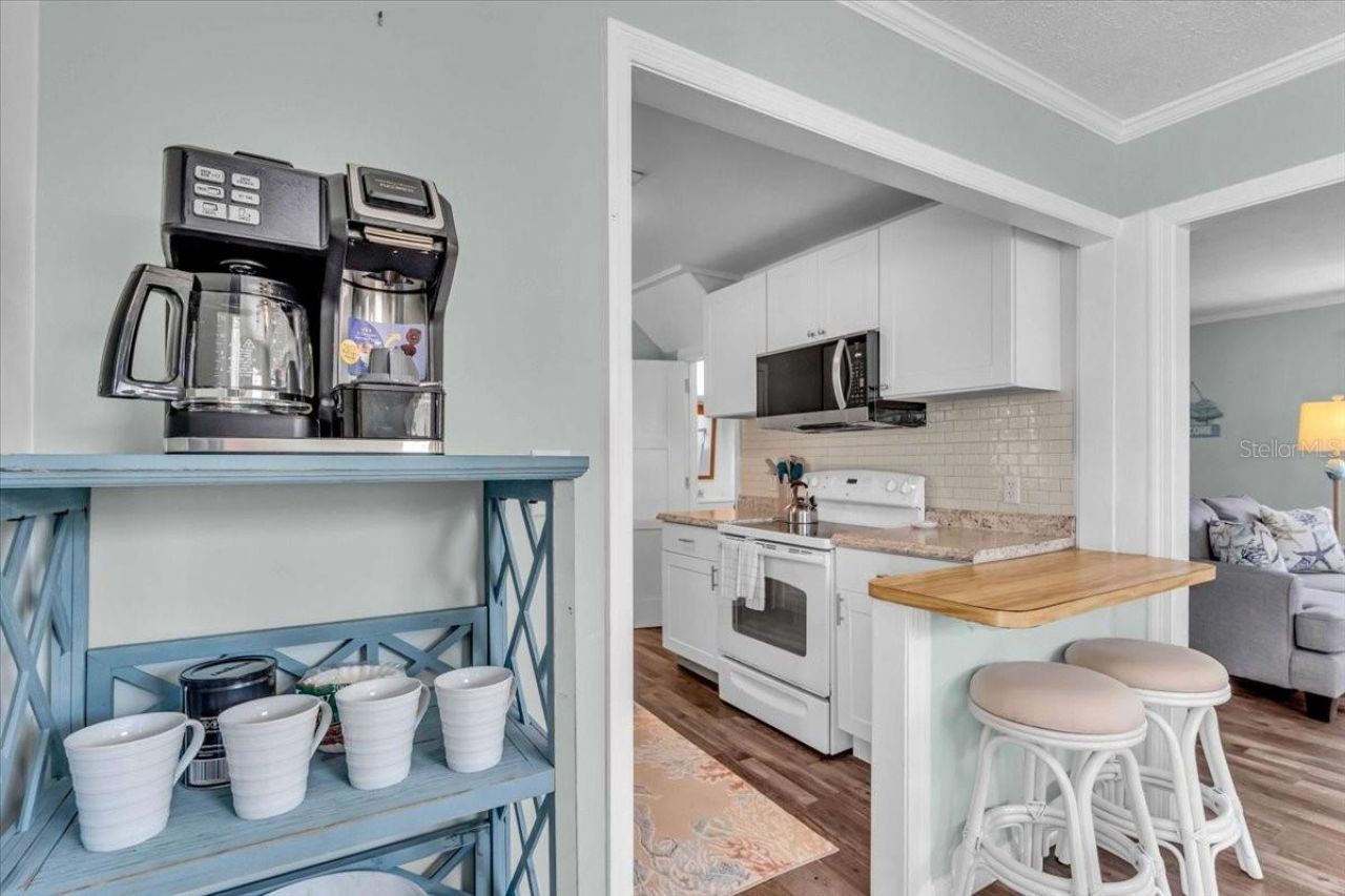 3843 Chapel Drive, Sarasota, FL 34234 Photo