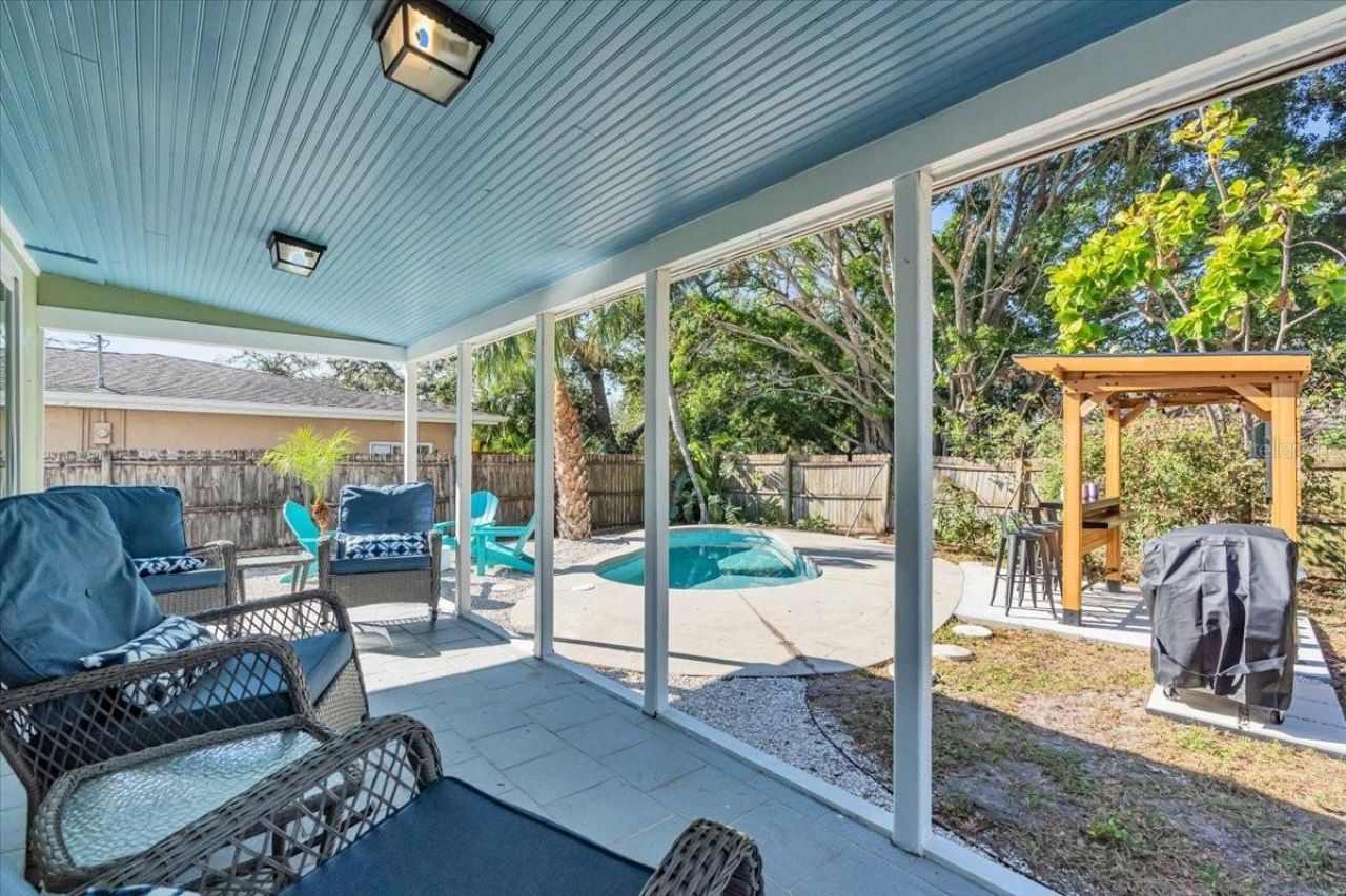 3843 Chapel Drive, Sarasota, FL 34234 Photo