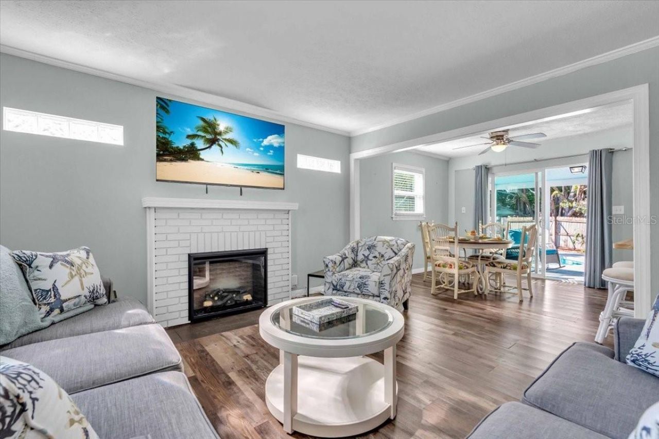 3843 Chapel Drive, Sarasota, FL 34234 Photo