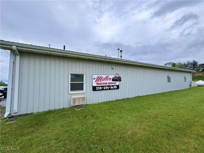 622 Pleasant Valley Road NW, Sugarcreek, OH 44681 Photo 1