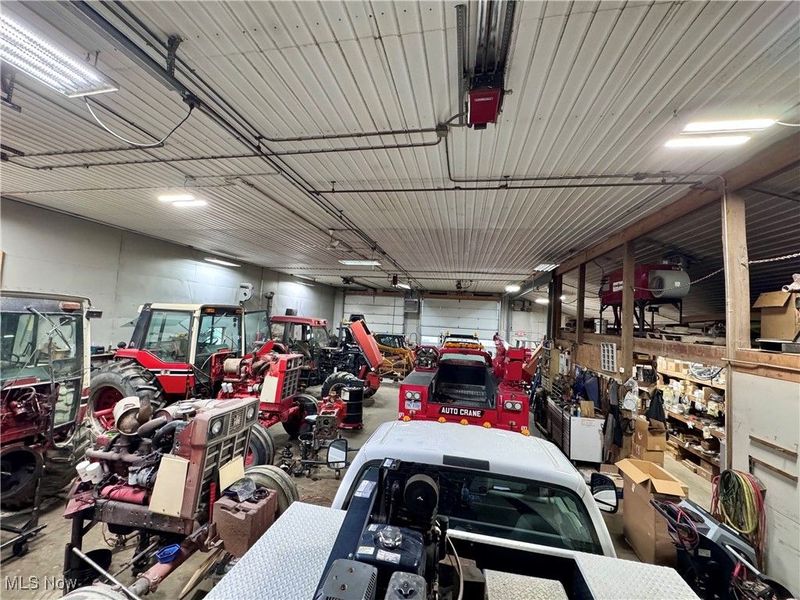 622 Pleasant Valley Road NW, Sugarcreek, OH 44681 Photo 11