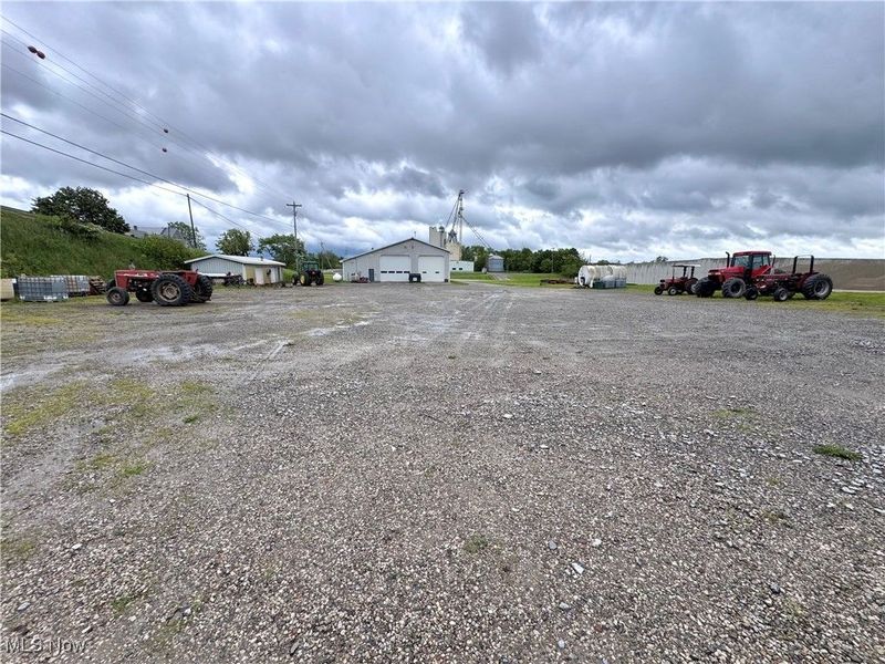 622 Pleasant Valley Road NW, Sugarcreek, OH 44681 Photo 5