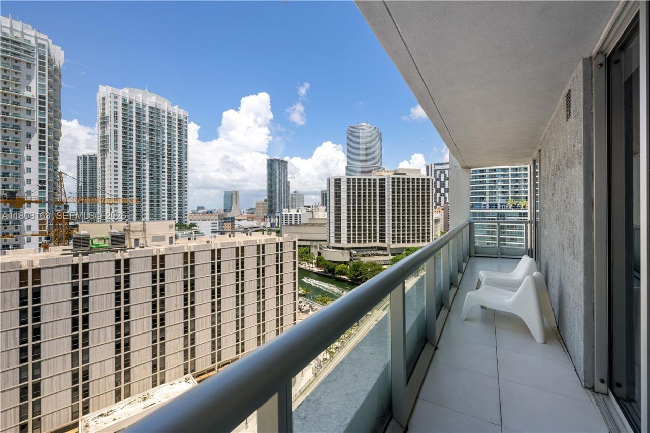 485 Brickell Ave, Unit 1604, Miami, FL 33131 Photo