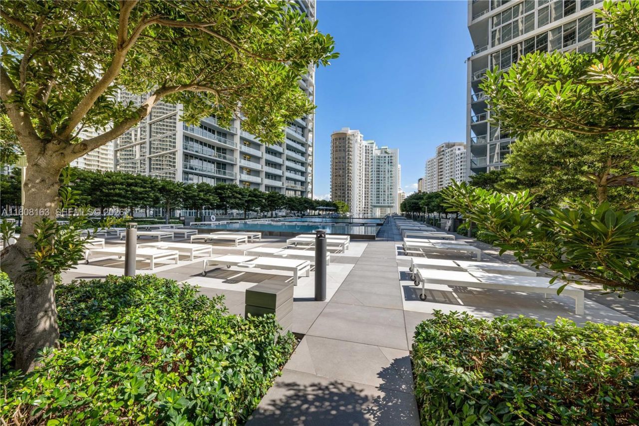 485 Brickell Ave, Unit 1604, Miami, FL 33131 Photo