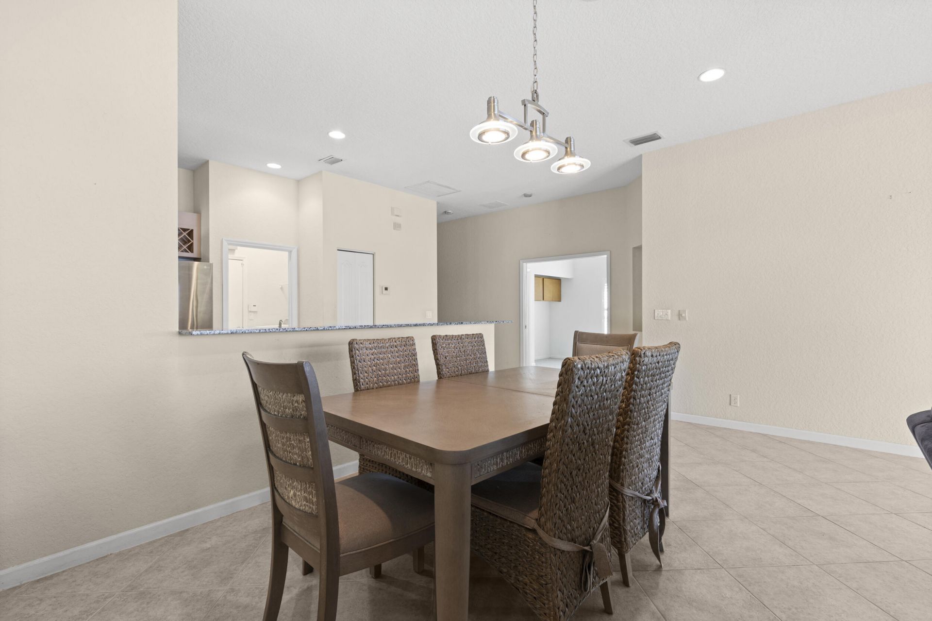 154 Berenger Walk, Royal Palm Beach, FL 33414 Photo