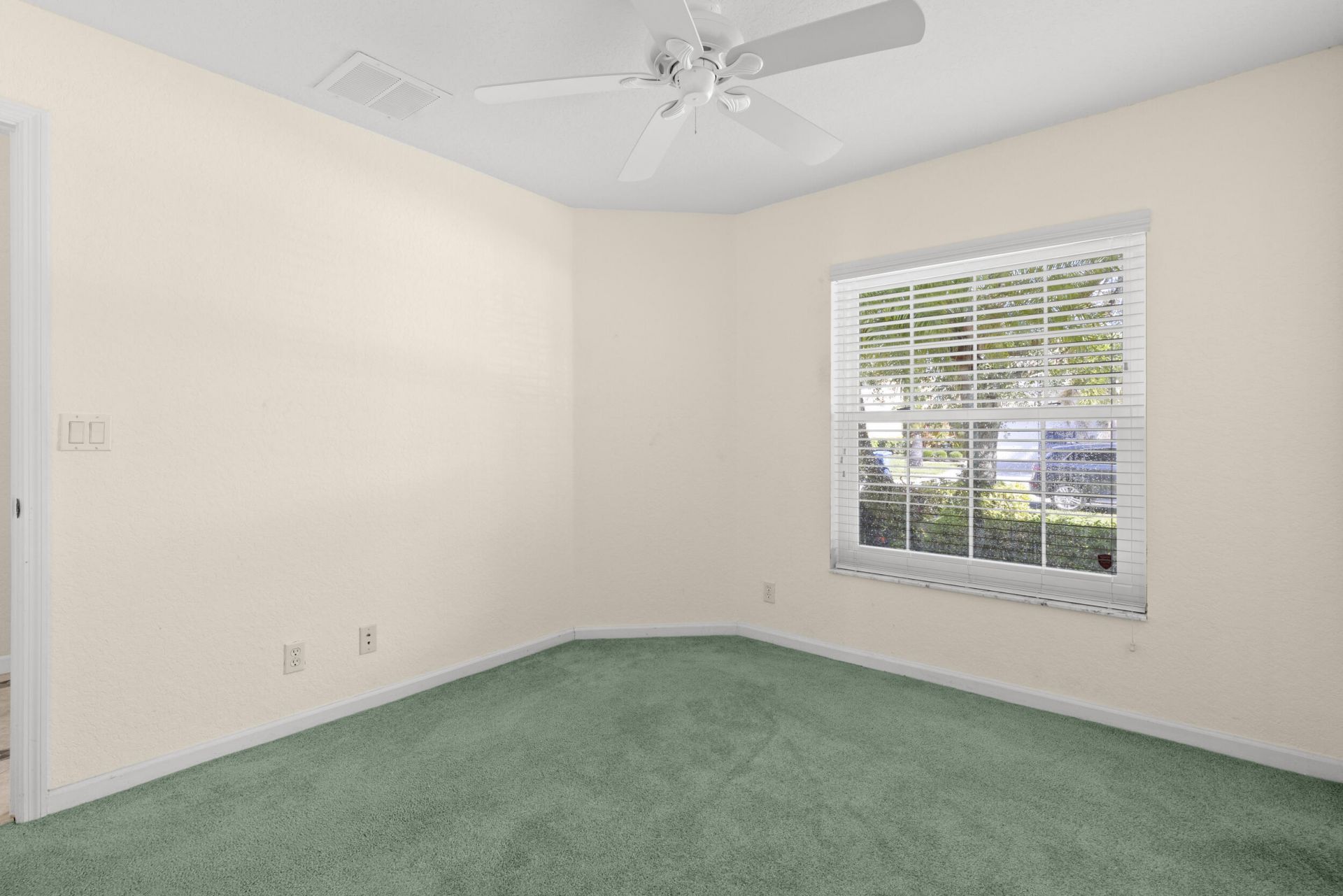 154 Berenger Walk, Royal Palm Beach, FL 33414 Photo