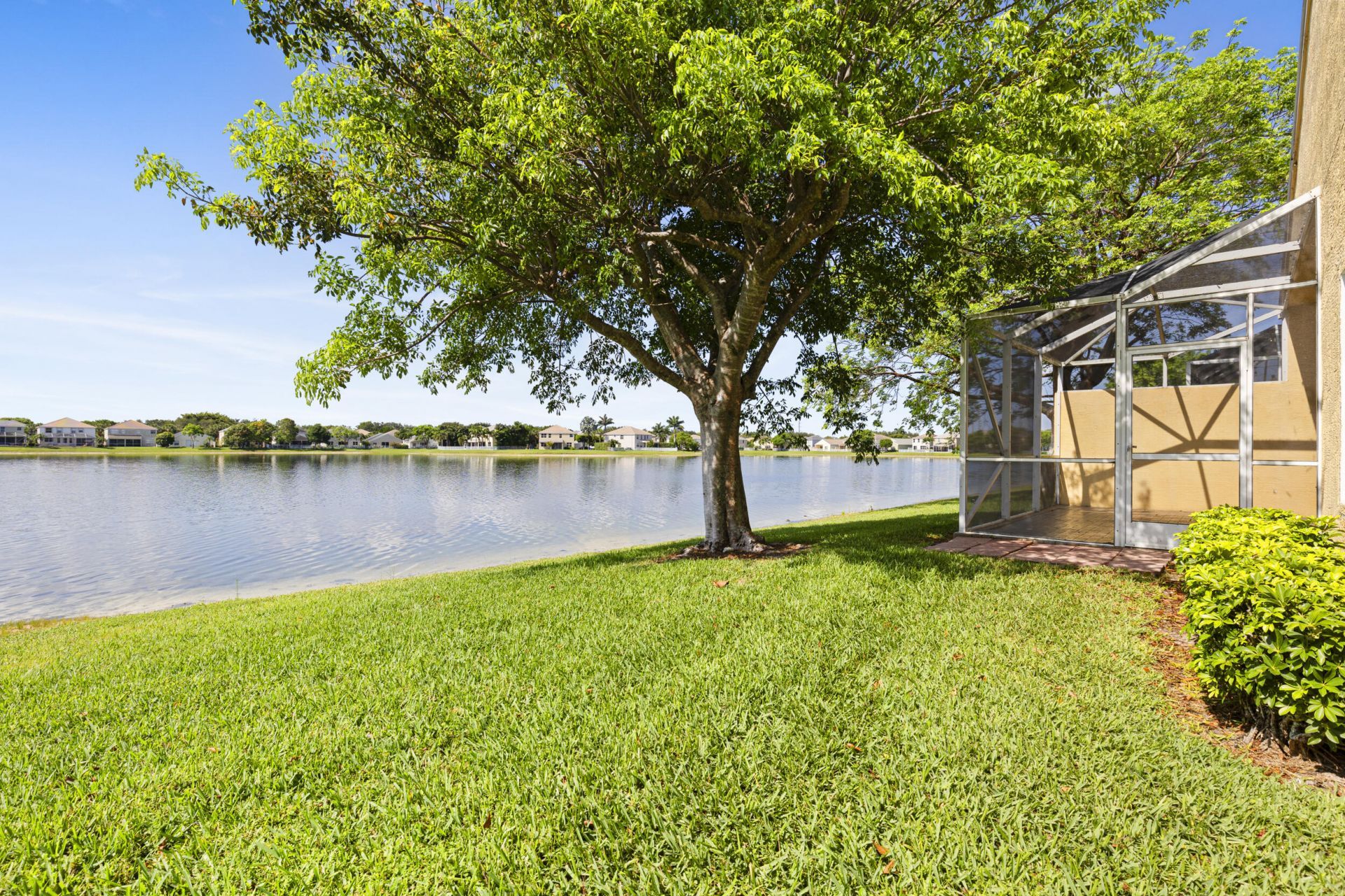 154 Berenger Walk, Royal Palm Beach, FL 33414 Photo