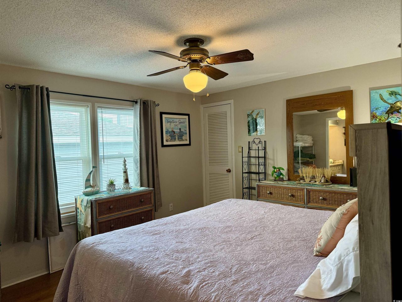 400 Hazelwood Dr. Photo 13