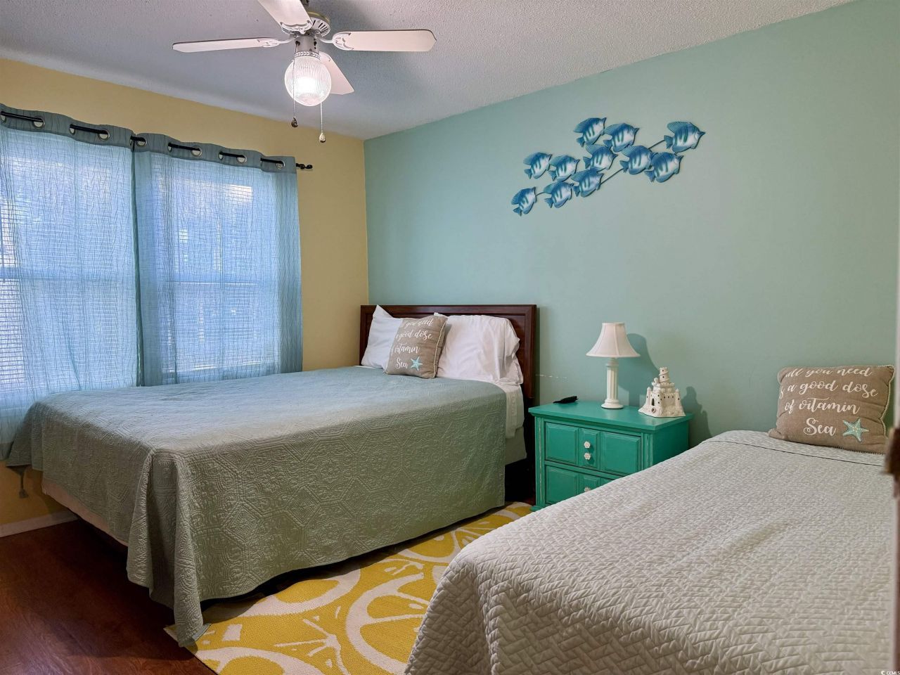 400 Hazelwood Dr. Photo 15