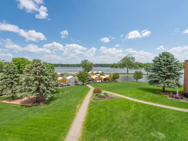 5430 Three Points Boulevard, Unit 131, Mound, MN 55364