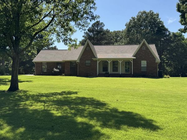 5205 Marthavale Cove, Southaven, MS 38671