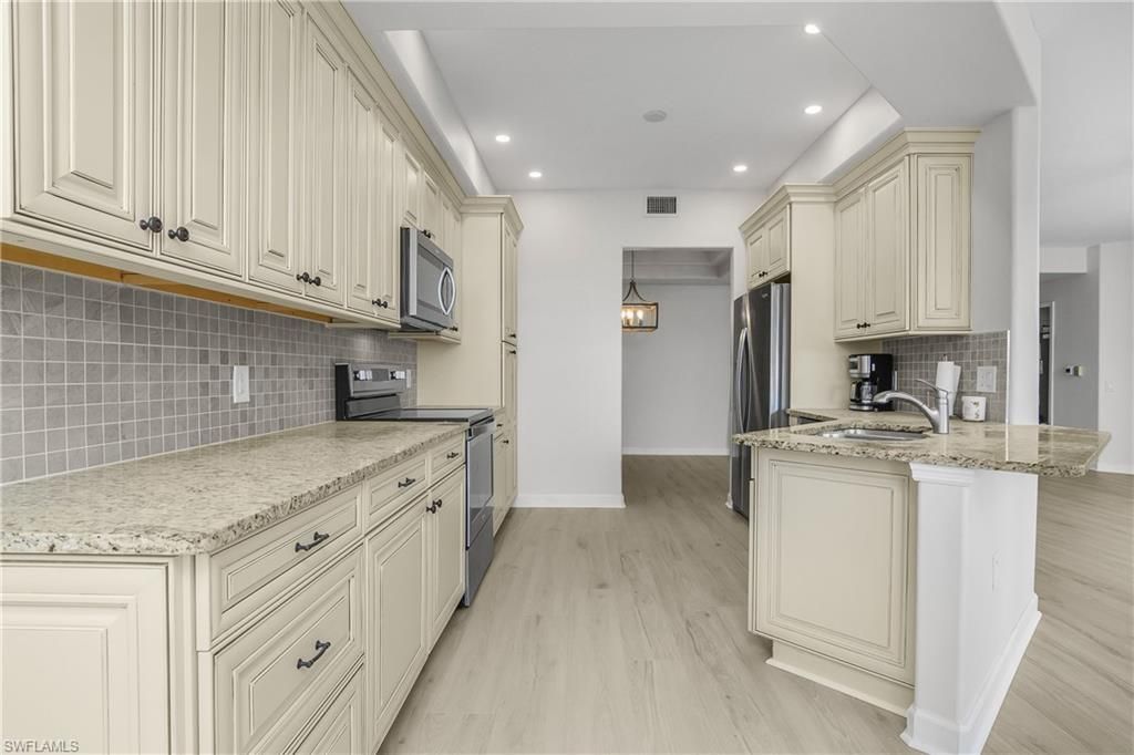 23560 Wisteria Pointe Dr, Unit 506, Estero, FL 34135 Photo