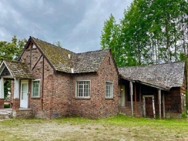 4410 Williams Valley Rd, Clayton, WA 99110