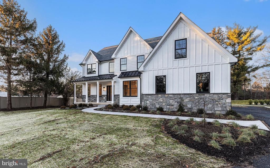 409 W BUTLER PIKE, AMBLER, PA 19002