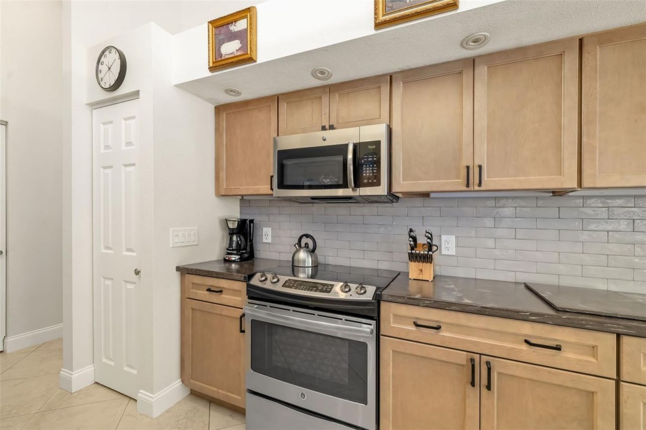 3988 Berlin Drive, Sarasota, FL 34233 Photo