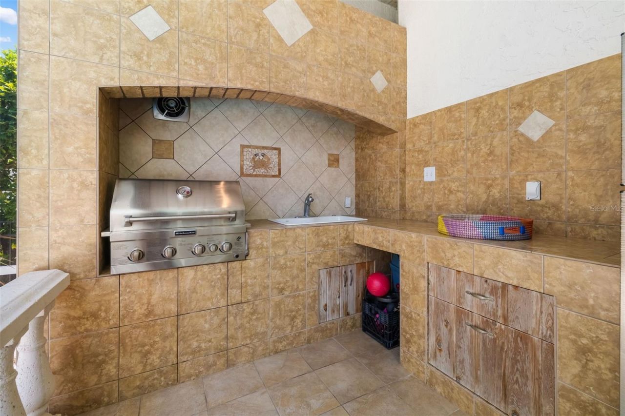 3988 Berlin Drive, Sarasota, FL 34233 Photo