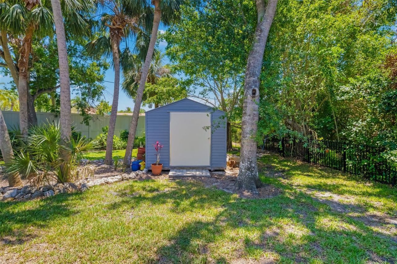 3988 Berlin Drive, Sarasota, FL 34233 Photo