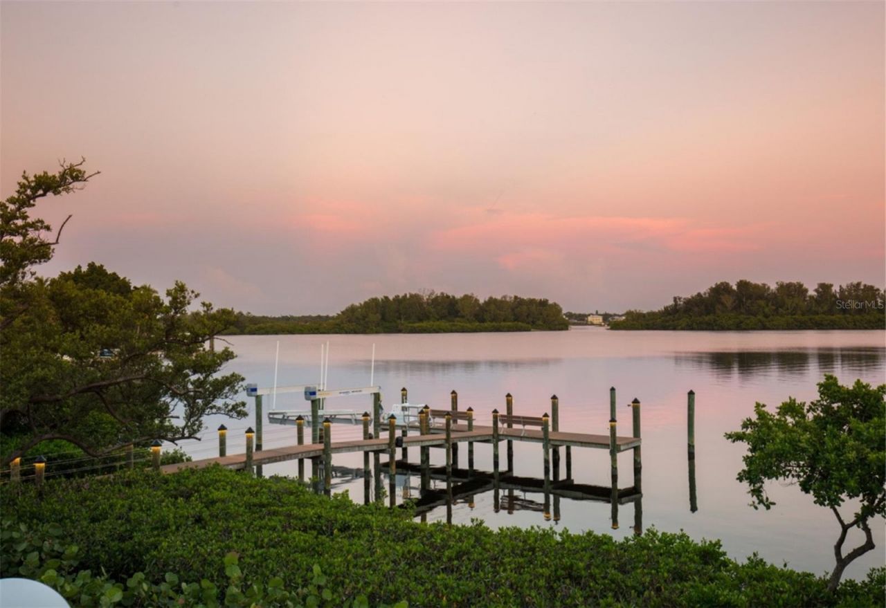 3799 Flamingo Avenue, Sarasota, FL 34242 Photo